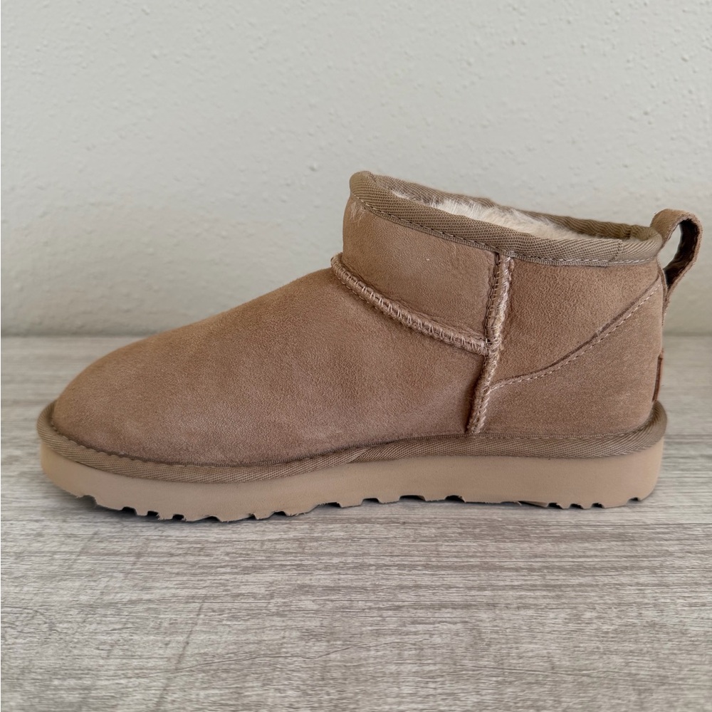 Authentic UGG Classic Ultra Mini 1116109 Women's Fashion Boots Sand Size 7 - Picture 7 of 16